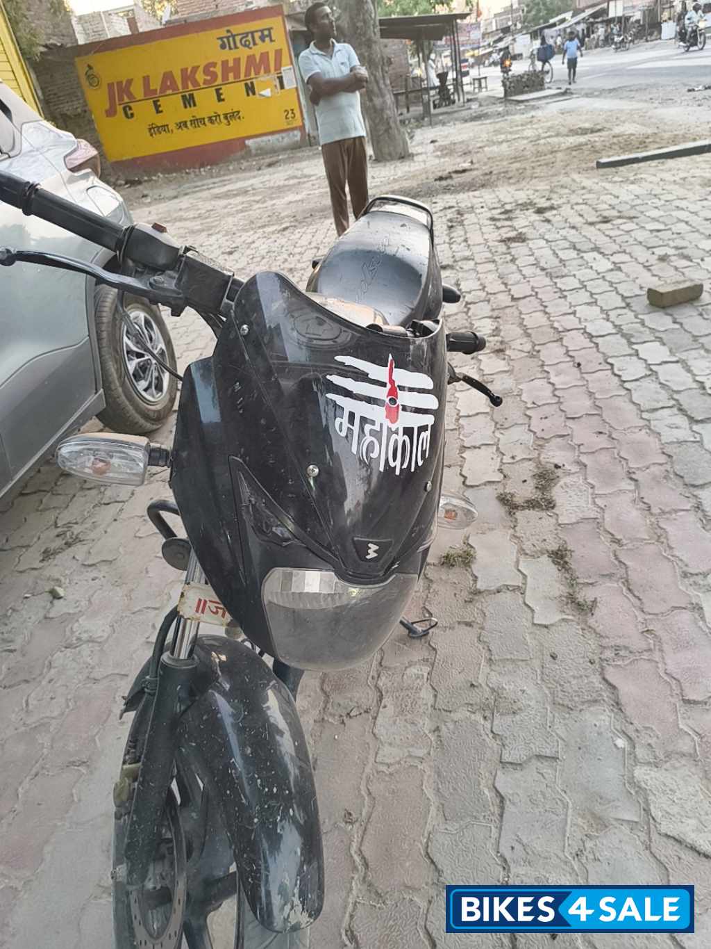 Black Bajaj Pulsar 150