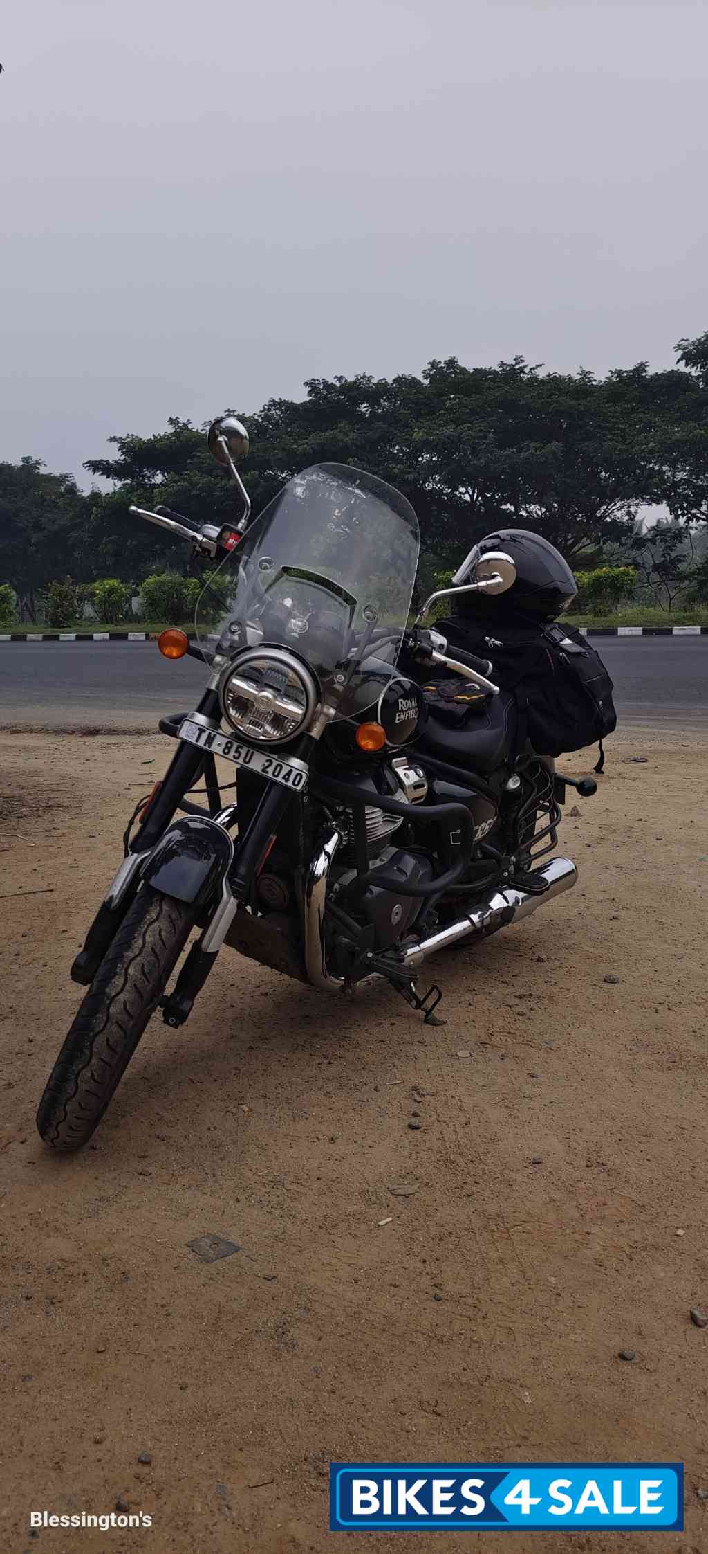 Astral Green Royal Enfield Super Meteor 650