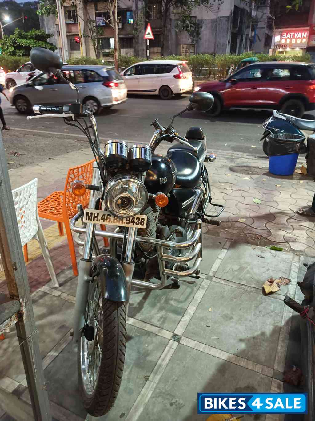 Royal Enfield Thunderbird 350 Royal Enfield Thunderbird 350