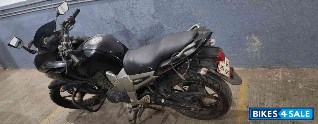 Black Yamaha Fazer