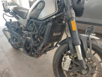 Benelli Leoncino 500 BS6