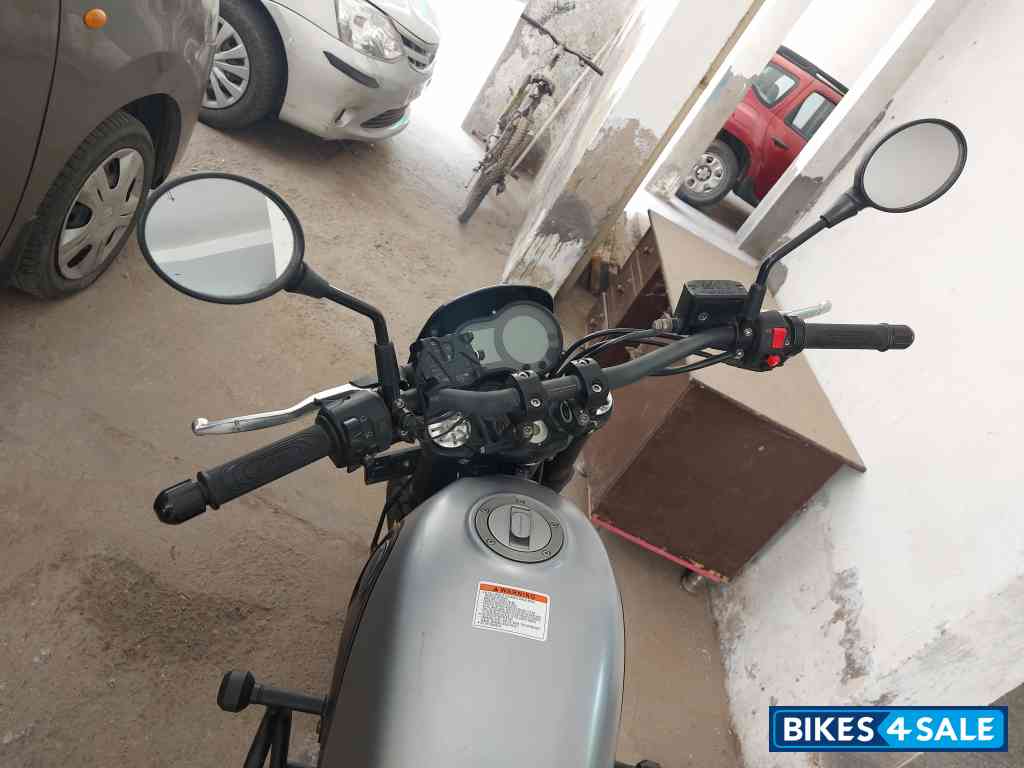 Benelli Leoncino 500 BS6