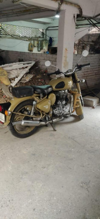 Royal Enfield Classic 500