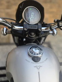 Yezdi Roadster Chrome 2022 Model