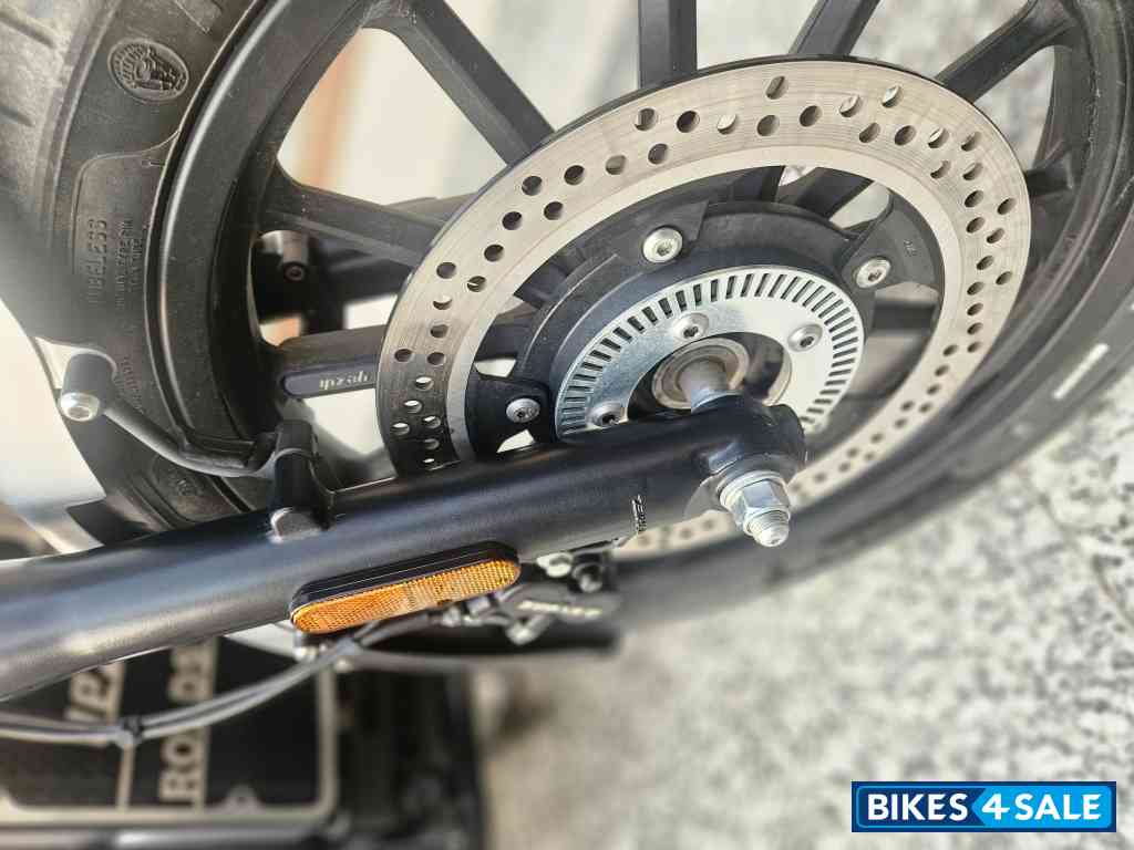 Yezdi Roadster Chrome