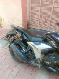Black TVS Apache RTR 160 4V