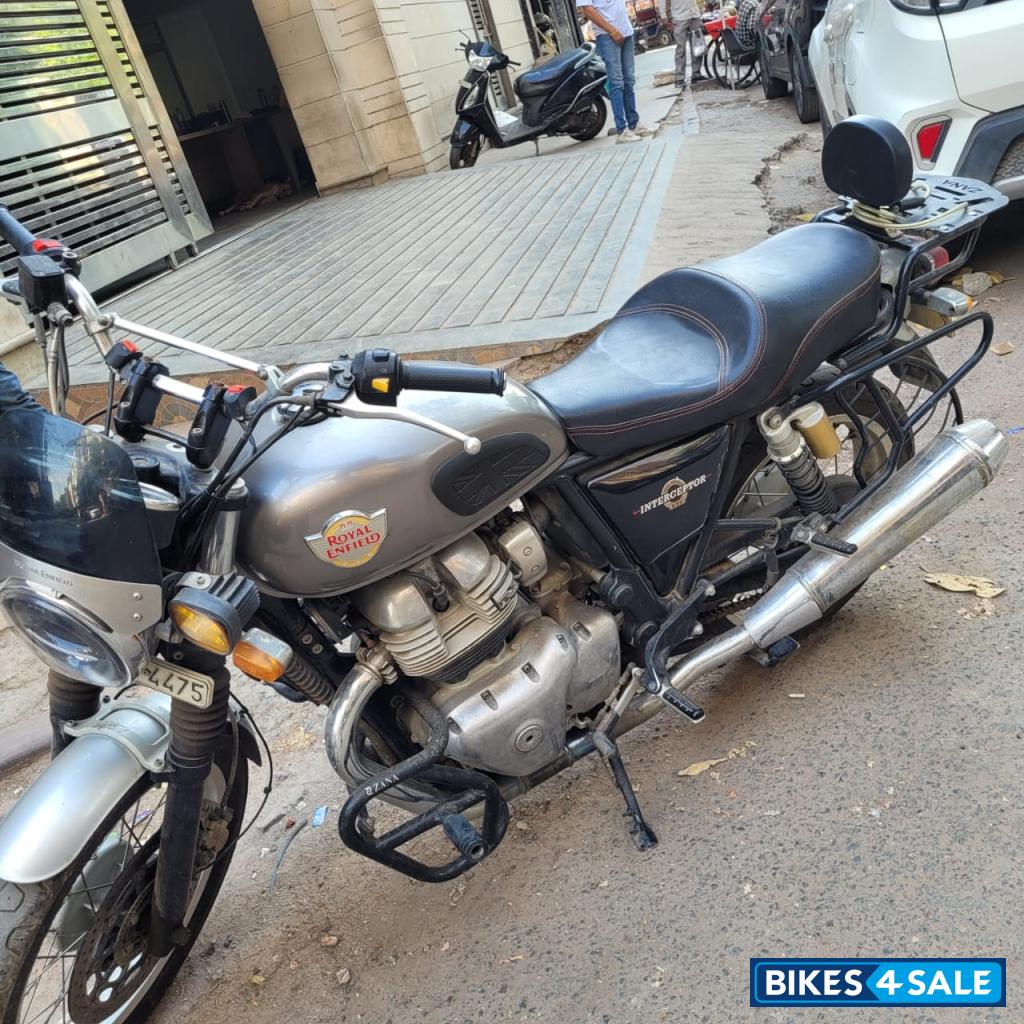 Royal Enfield Interceptor 650 Twin