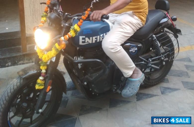Royal Enfield Hunter 350 Metro