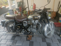 Royal Enfield Classic 500