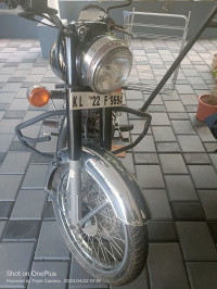 Royal Enfield Classic 500