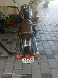 Royal Enfield Classic 500