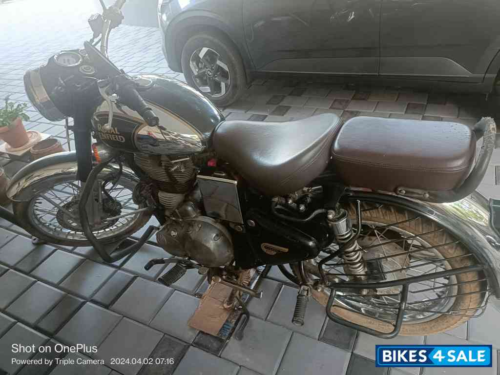 Royal Enfield Classic 500