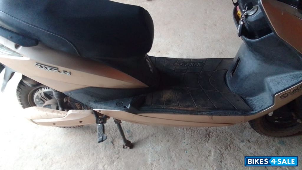 Gold Okaya Faast F-4