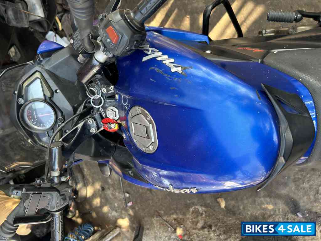 Blue Bajaj Pulsar AS 150 Blue Bajaj Pulsar AS 150