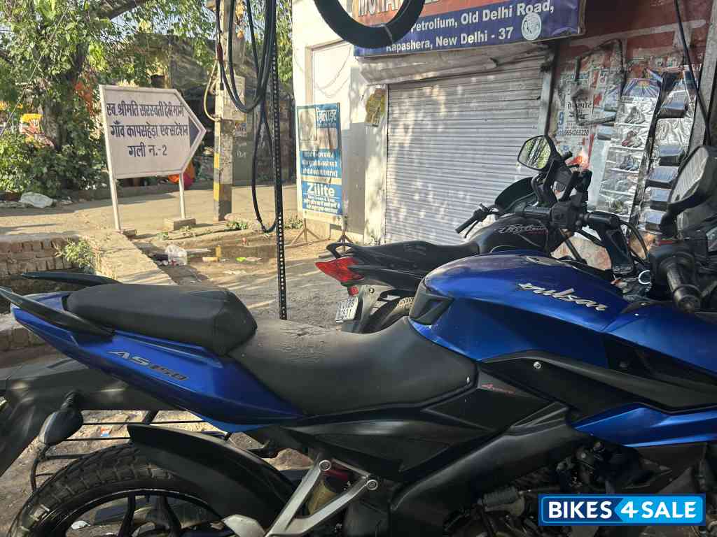 Blue Bajaj Pulsar AS 150 Blue Bajaj Pulsar AS 150