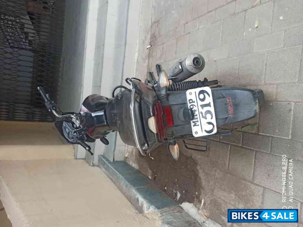 Black Bajaj Discover 125T