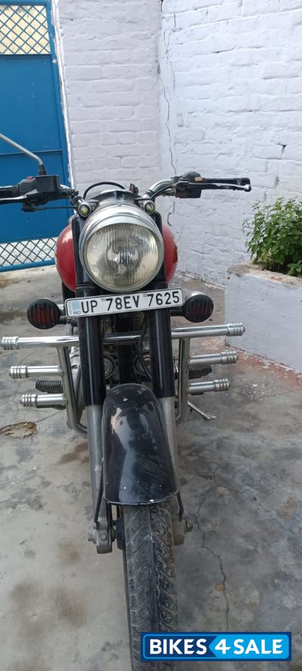 Royal Enfield Classic 350 Redditch Red