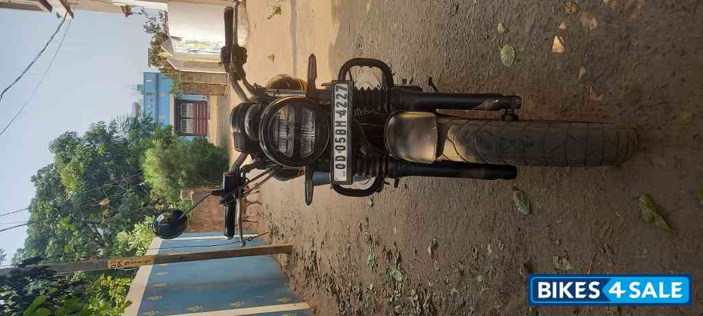 Honda 2023 CB350RS DLX Pro Dual Tone