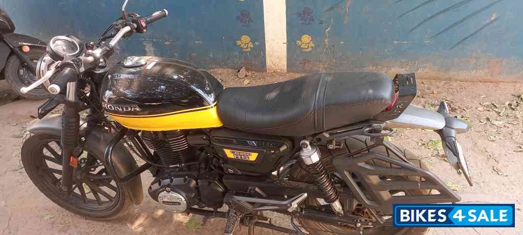 Honda 2023 CB350RS DLX Pro Dual Tone