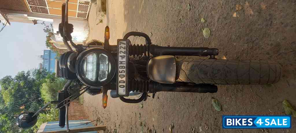 Honda 2023 CB350RS DLX Pro Dual Tone