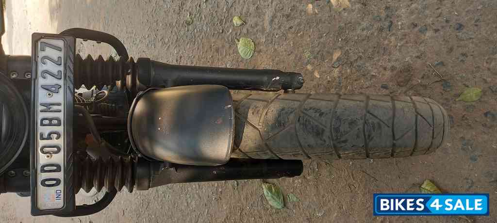 Honda 2023 CB350RS DLX Pro Dual Tone