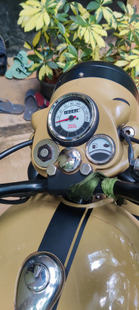 Royal Enfield Classic Signals Stormrider Sand