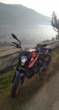 Orange And Black KTM Duke 125