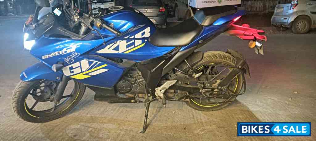 Suzuki Gixxer SF Moto GP