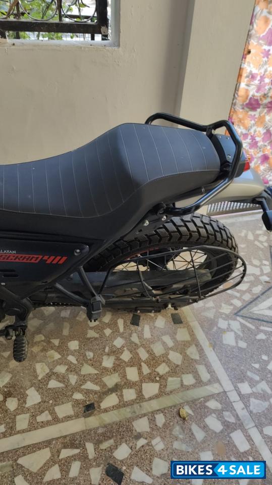 Graphite Red Royal Enfield Scram 411