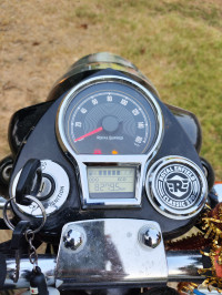 Royal Enfield Classic 350 Single Channel BS6