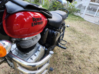 Royal Enfield Classic 350 Single Channel BS6
