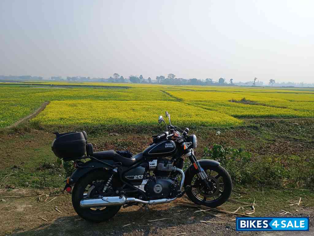 Royal Enfield Super Meteor 650