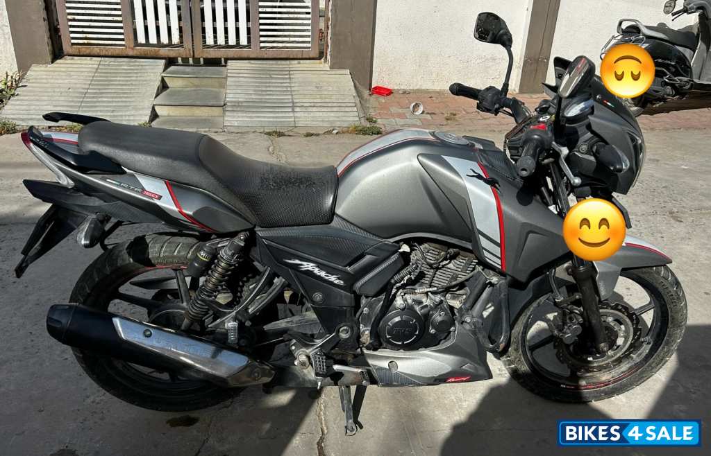 T Grey TVS Apache RTR 160 T Grey TVS Apache RTR 160