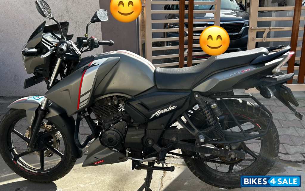 T Grey TVS Apache RTR 160 T Grey TVS Apache RTR 160