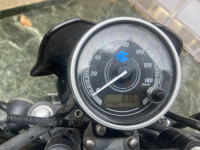 Bajaj Avenger 180 DTS-i
