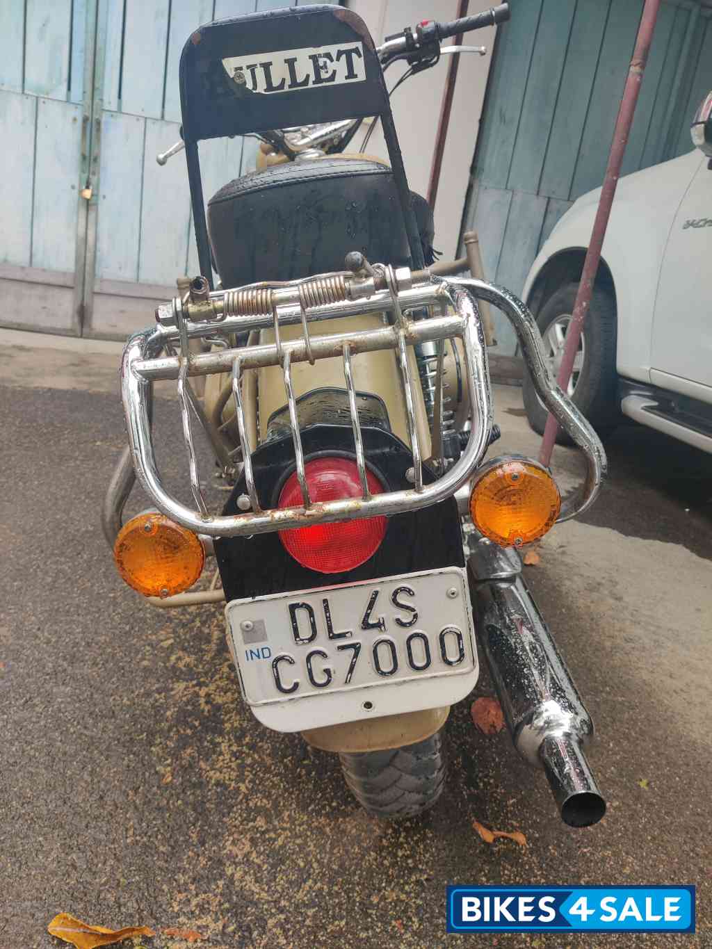 Royal Enfield Classic Desert Storm