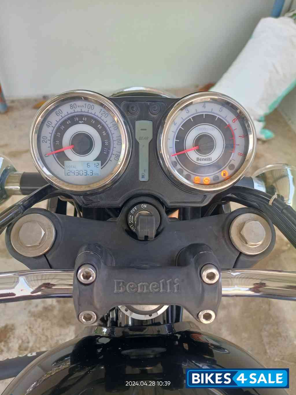 Benelli Imperiale 400 BS6 Benelli Imperiale 400 BS6