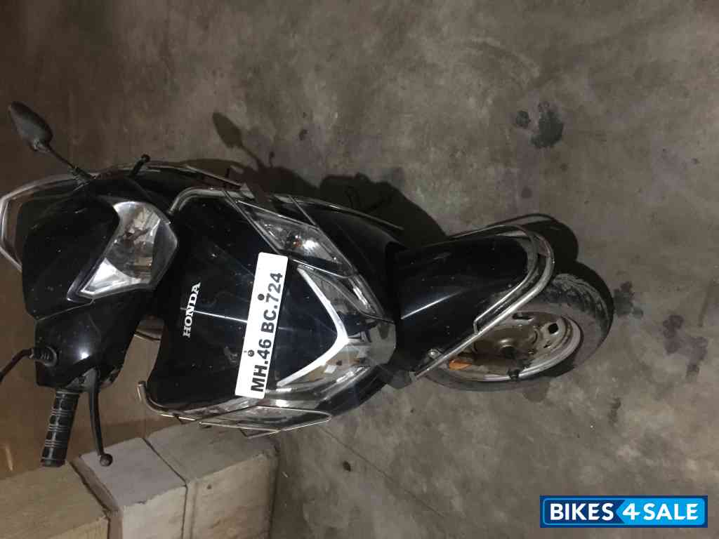 Black Honda Activa 125