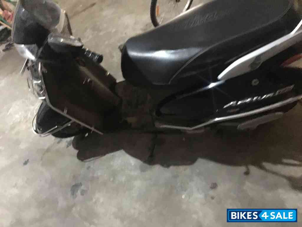 Black Honda Activa 125