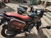 Bajaj Pulsar 125 Neon Disc Single Seat