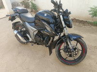 Black Suzuki Gixxer ABS
