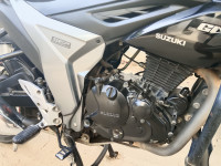 Black Suzuki Gixxer ABS