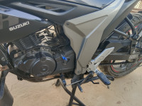 Black Suzuki Gixxer ABS