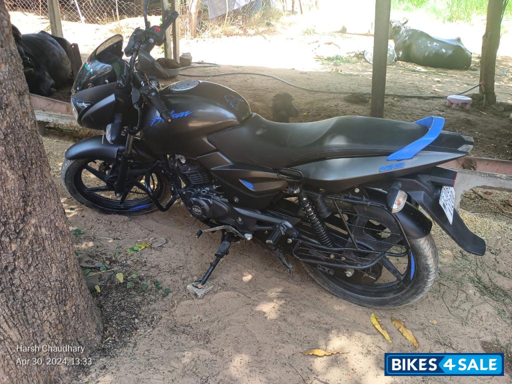 Bajaj Pulsar 125