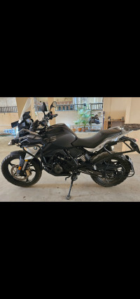Cosmic Black 2 BMW G 310 GS