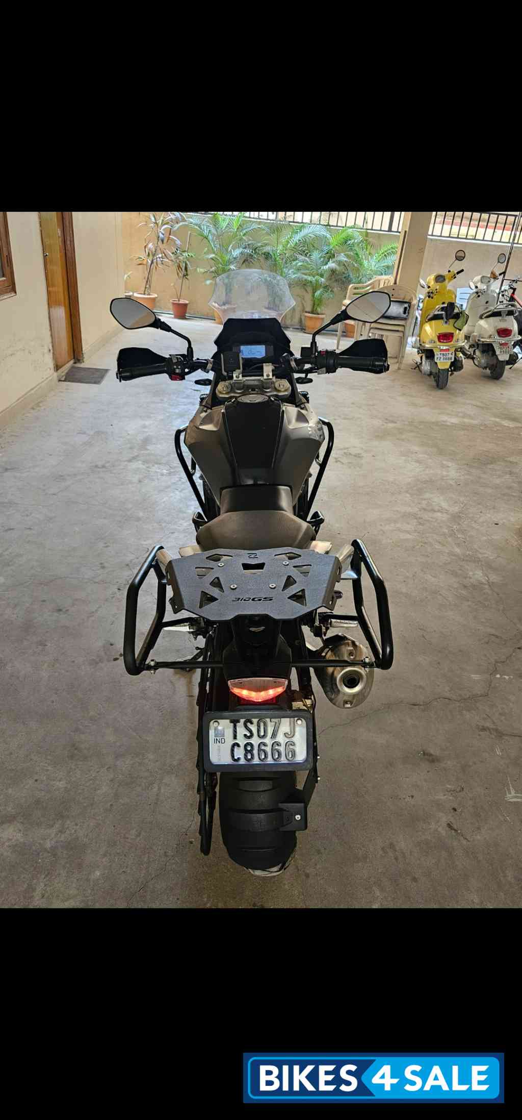 Cosmic Black 2 BMW G 310 GS Cosmic Black 2 BMW G 310 GS