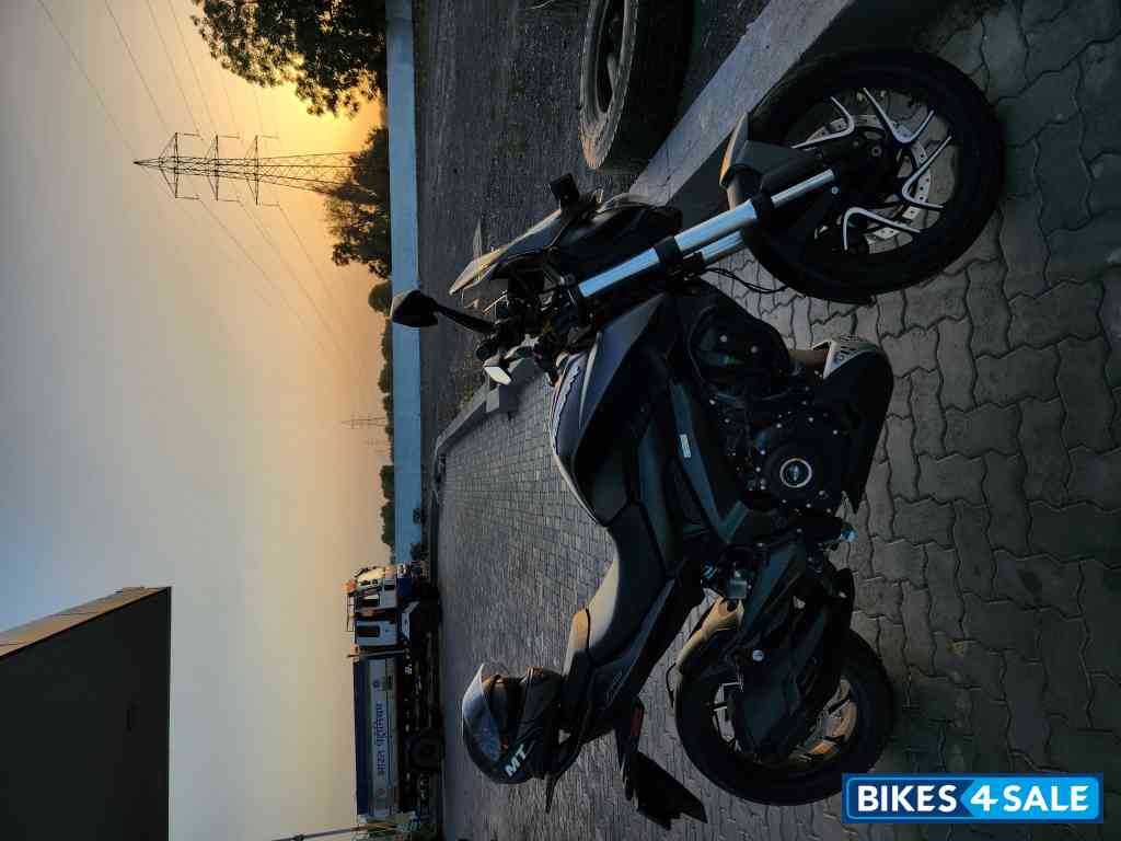 Bajaj Dominar 400 ABS BS6