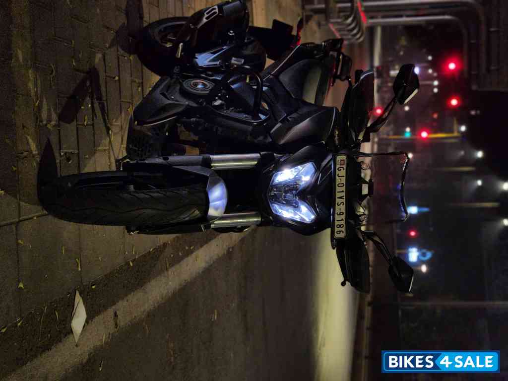 Bajaj Dominar 400 ABS BS6