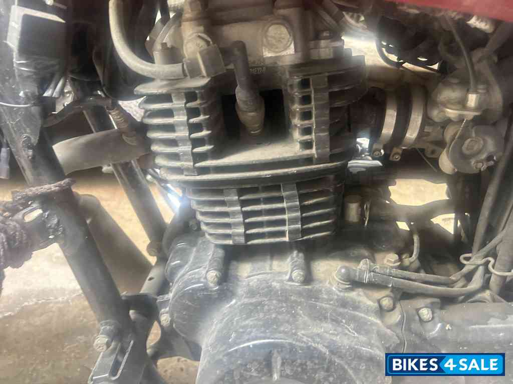 Spicy Red Bajaj Avenger Street 160 BS6