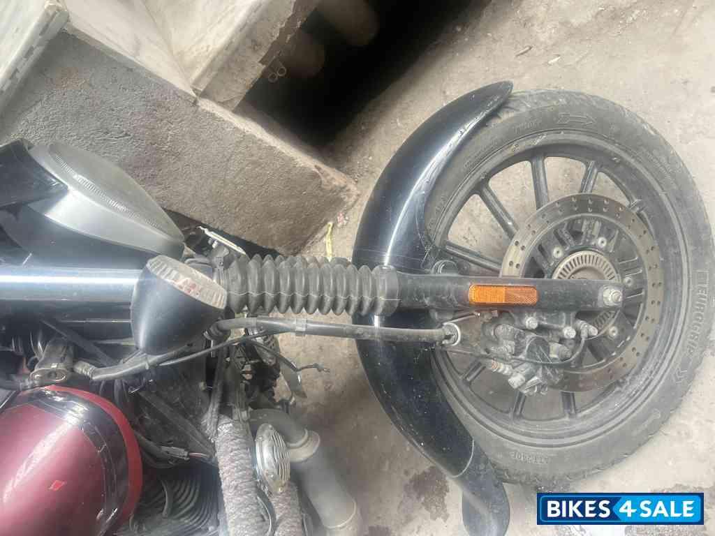 Spicy Red Bajaj Avenger Street 160 BS6